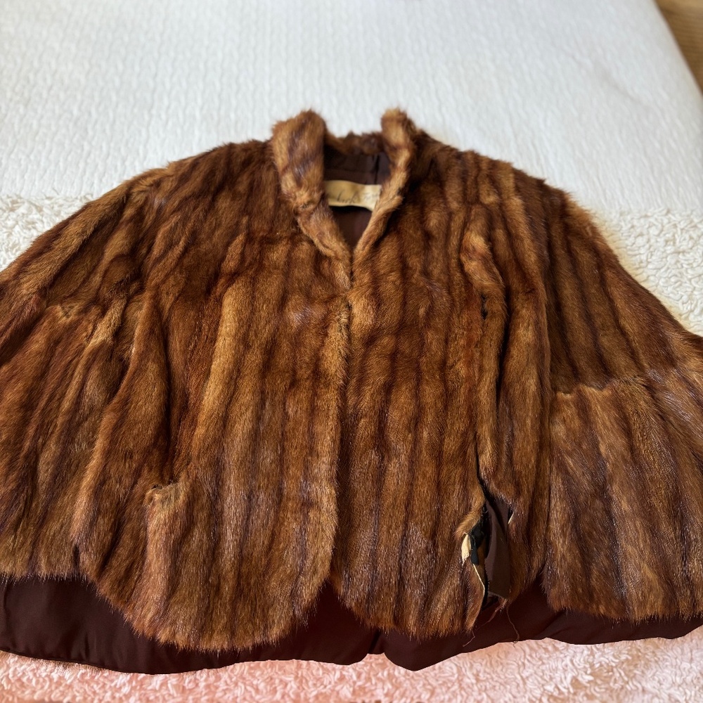Coat brown mink cape